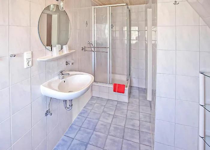 Moenchgut * אלט רדביץ